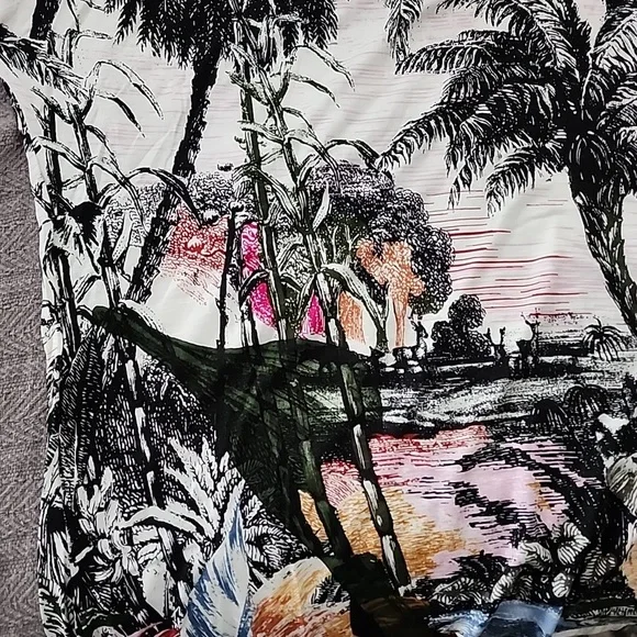 NWT. Christopher & Banks. Short sleeve print top. XL - Picture 4 of 7